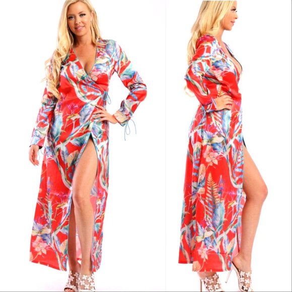 RED FLORAL KIMONO - Picture 1 of 2